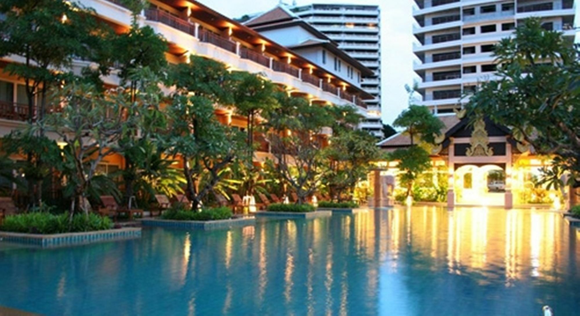 Avalon Beach Resort Pattaya Exteriér fotografie